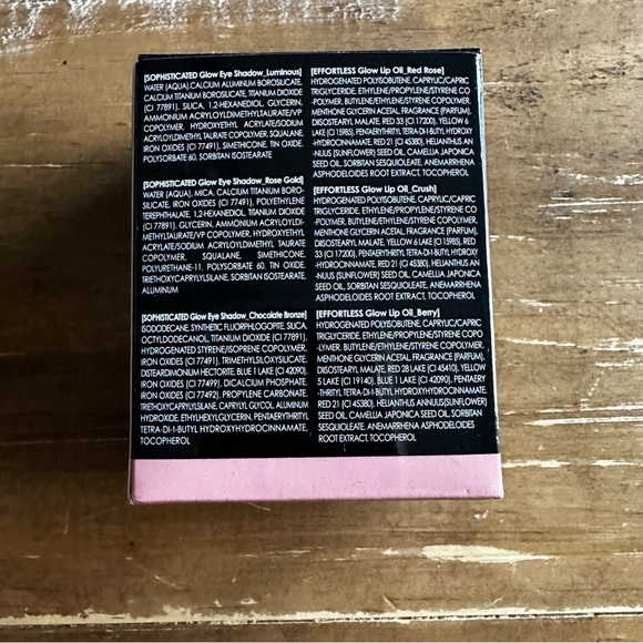 Vanity Case Chanel style Makeup Set The Glowiest Touches Eye and Lip - Picture 13 of 16